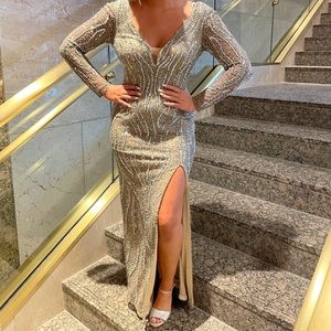 David’s bridal size 4/6 silver fully beaded and crystallized prom dress